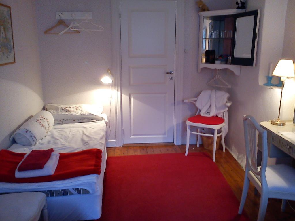 Fiskesa Sparrens Bed And Breakfast الغرفة الصورة